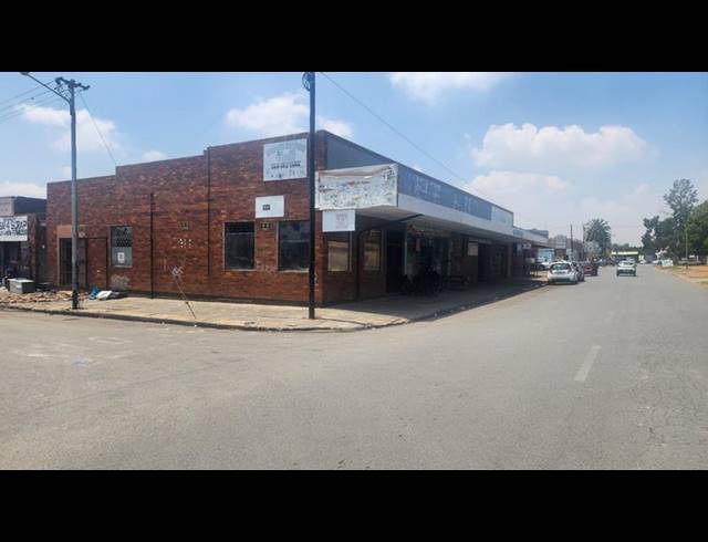 BUSINESS FOR SALE IN RANDFONTEIN CENTRAL